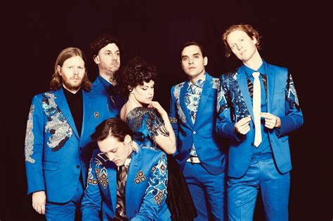 The Suburbs van Arcade Fire - Een synthpop-ode aan de verveling van een voorstadenvillage